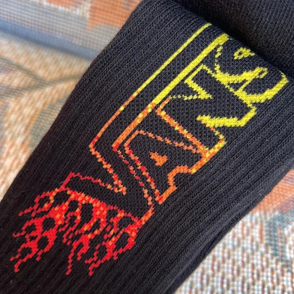 VANS “Off The Wall” Boys socks  
NWT - Picture 14 of 16
